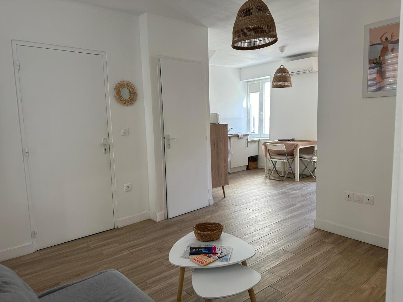 Escapade Marseillaise Proche De La Plein Sud Avec Jardin Prive - Clim & Wifi Gratuit * Marseille