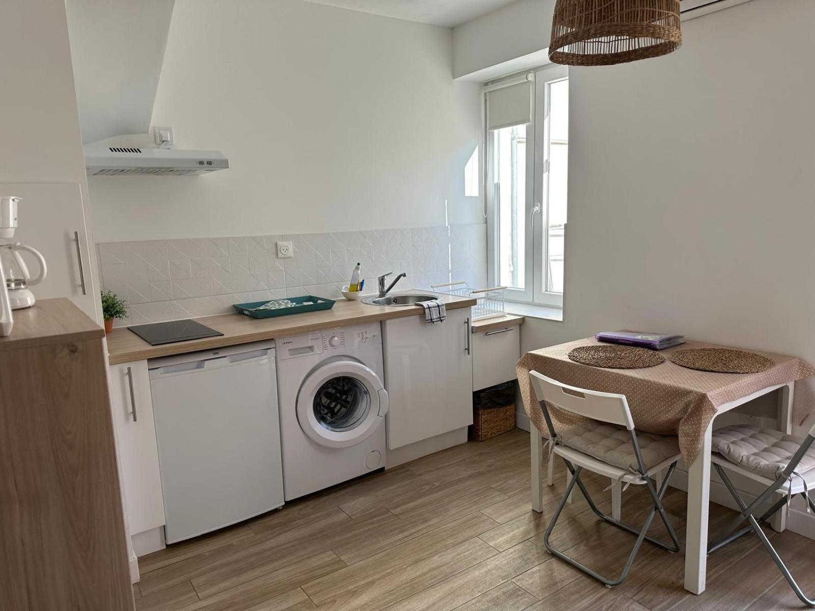 Escapade Marseillaise Proche De La Plein Sud Avec Jardin Prive - Clim & Wifi Gratuit Apartment
